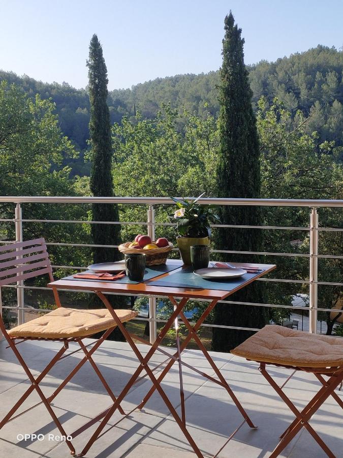 Les Hauts Du Peireguier Alojamento de Acomodação e Pequeno-almoço *